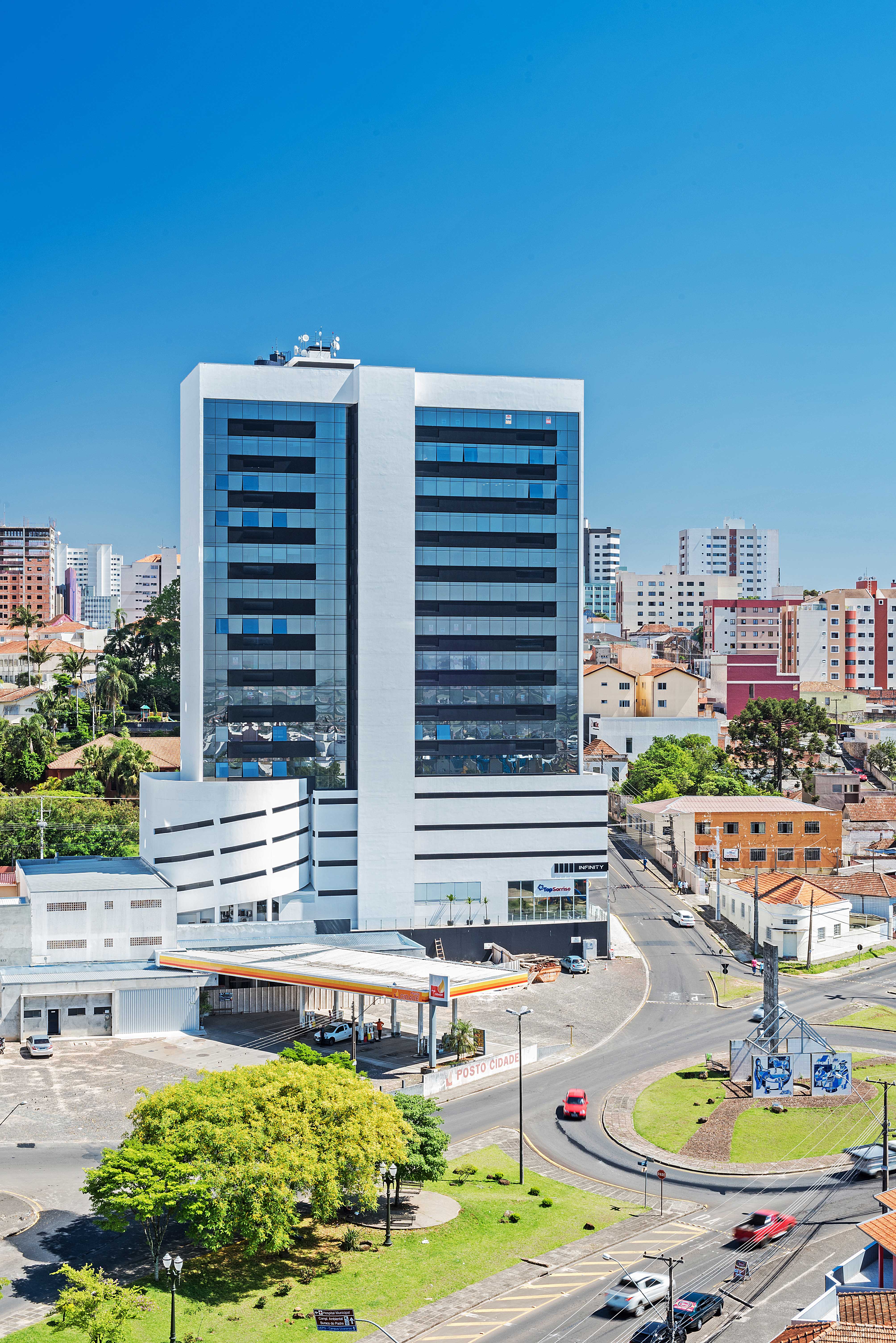 Projeto edifício comercial Infinity